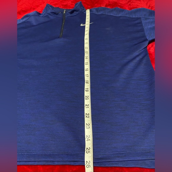 XL- Nike Navy Blue Running Shirt with Thumb Holes! Seriously like New! - Picture 3 of 15